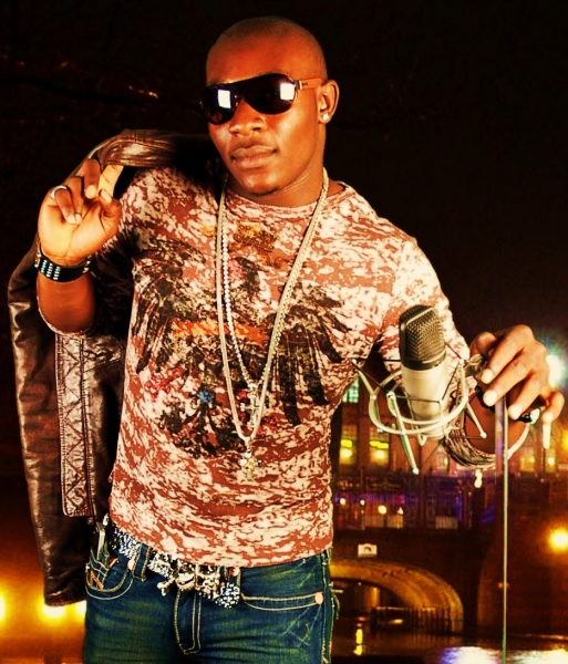 GuccI WallyWA - click for next photo